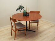 Teak_round_table_Italian_design_1970s_production_Italy