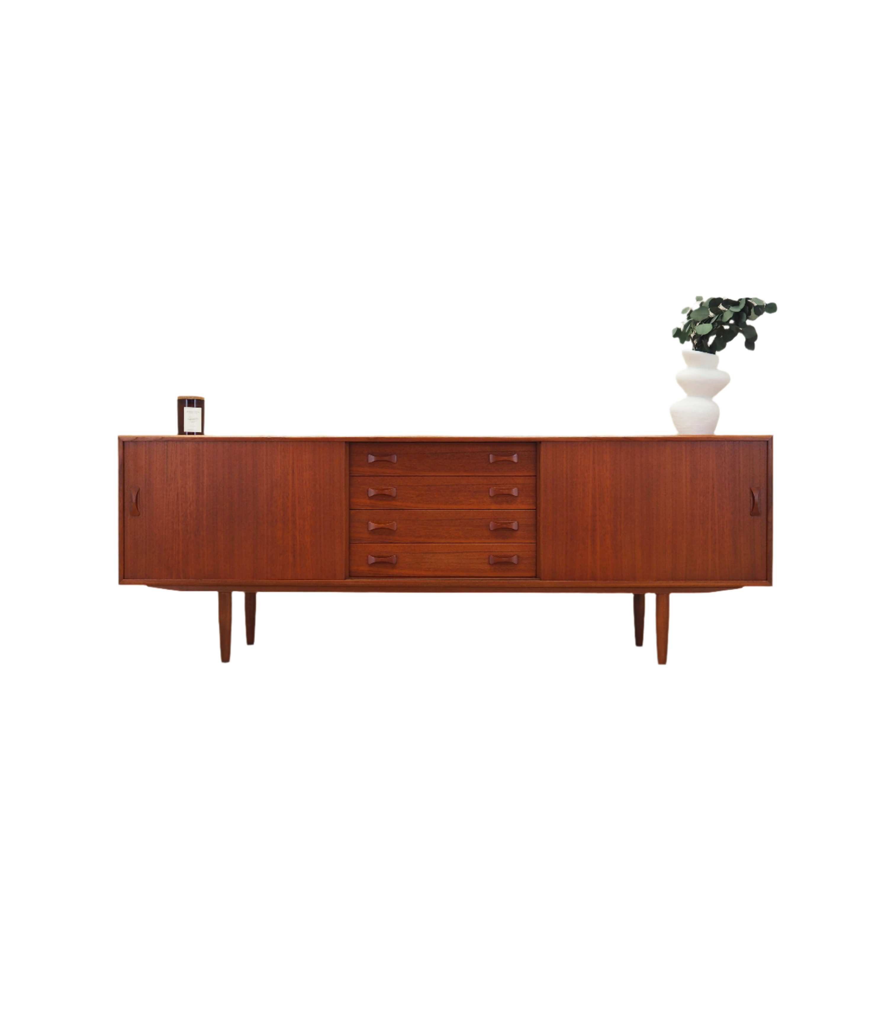 Teak_sideboard_Danish_design_1960s_manufacturer_Clausen_Son