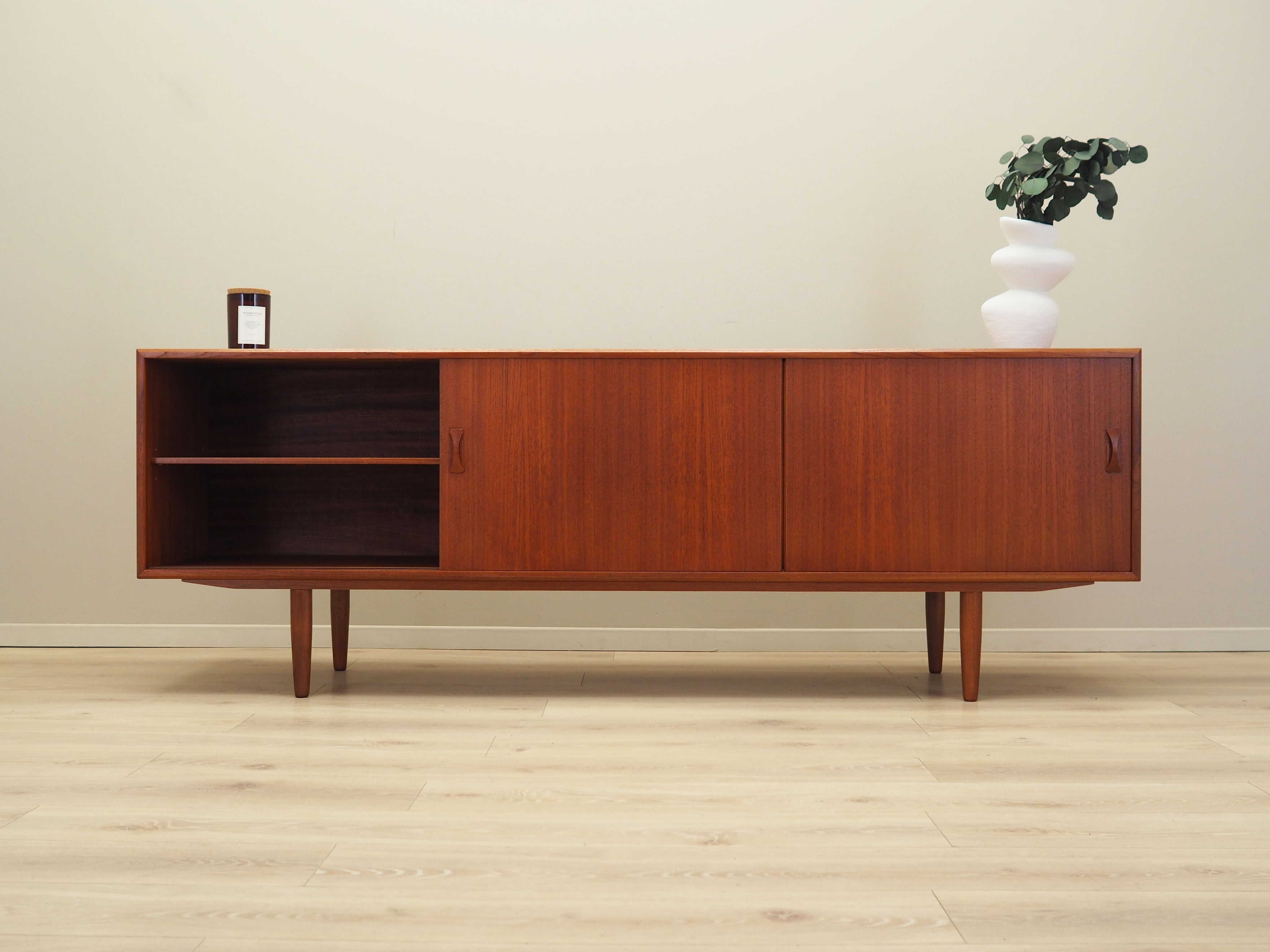 Teak_sideboard_Danish_design_1960s_manufacturer_Clausen_Son