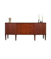 Teak_sideboard_Danish_design_1960s_production_Denmark