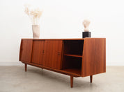 Teak_sideboard_Danish_design_1970s_manufacturer_Aerthoj_Jensen_Molholm_Herning