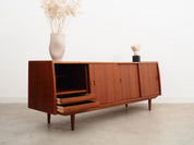 Teak_sideboard_Danish_design_1970s_manufacturer_Aerthoj_Jensen_Molholm_Herning