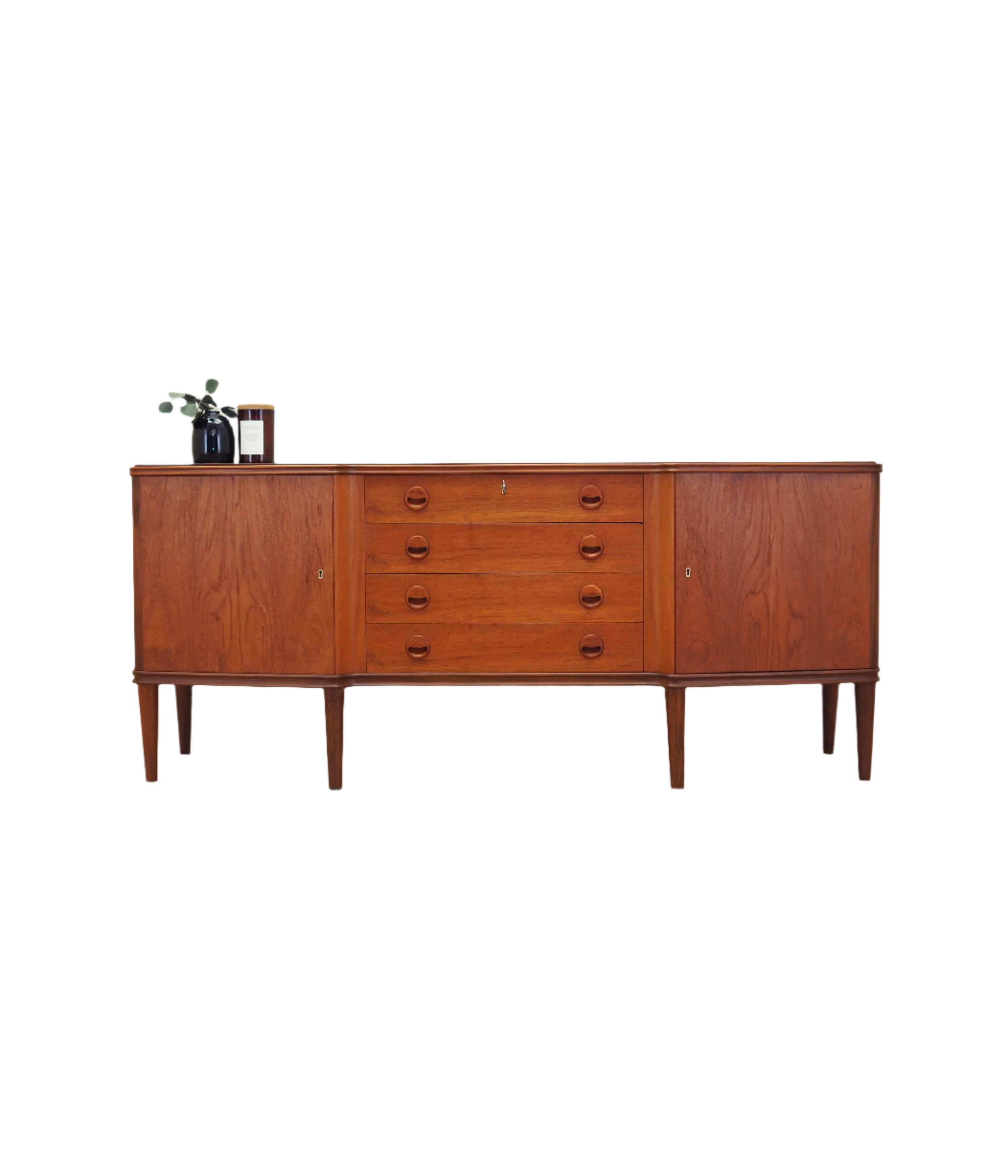 Teak_sideboard_Danish_design_from_1960s_production_Denmark