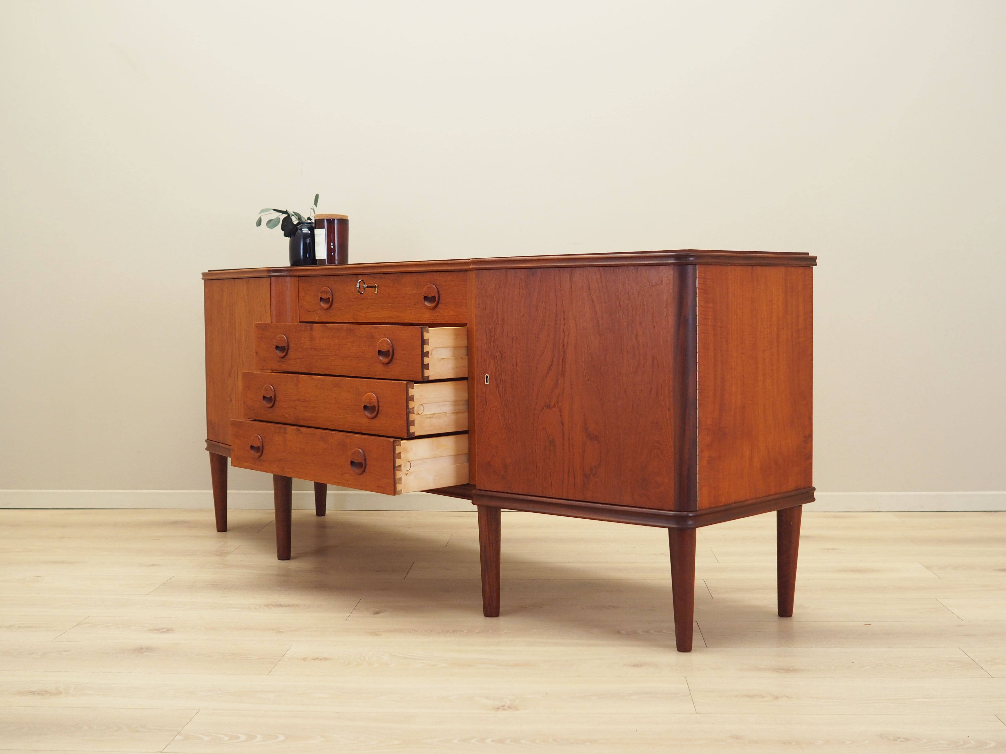 Teak_sideboard_Danish_design_from_1960s_production_Denmark