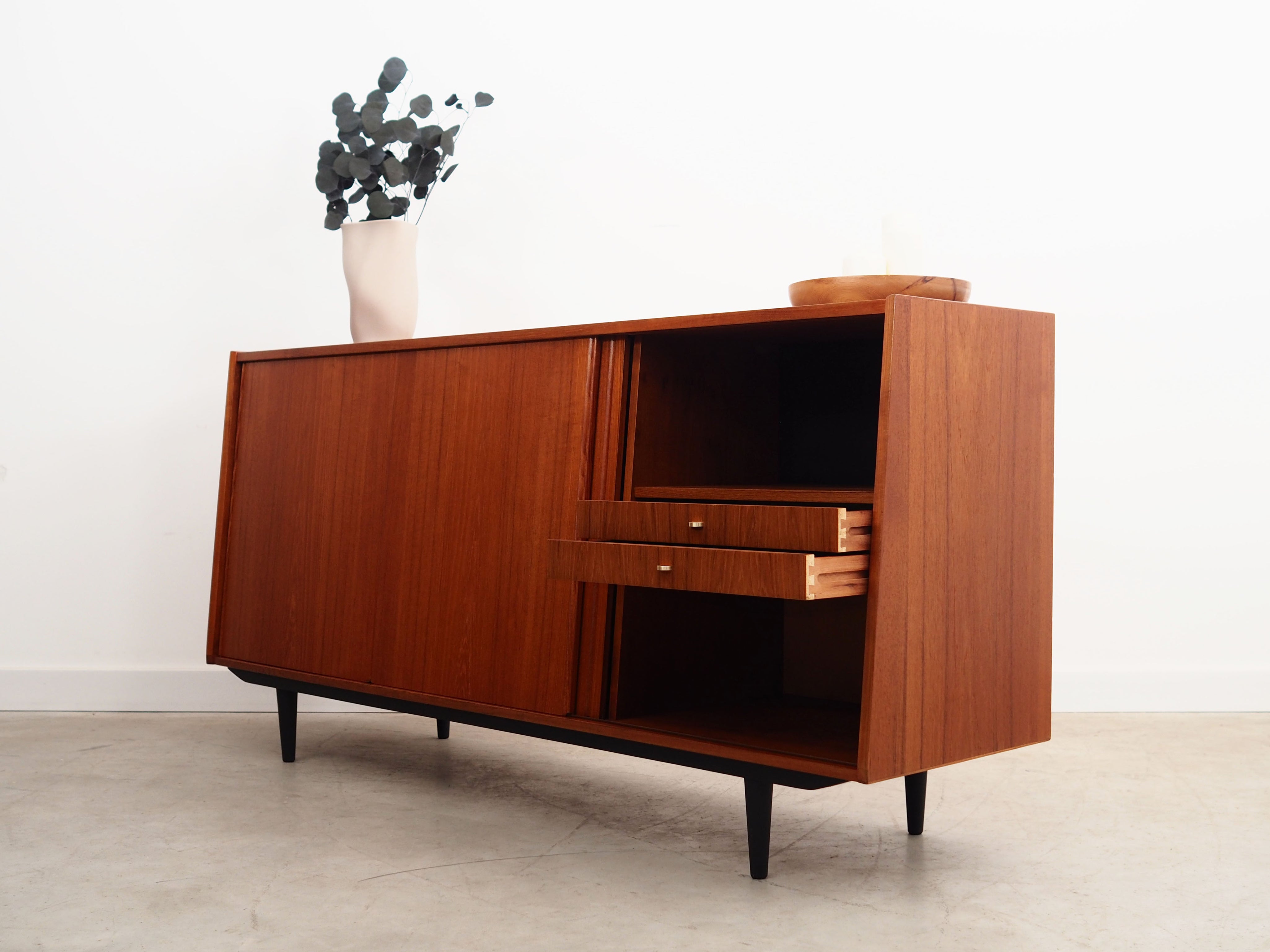Teak_sideboard_Danish_design_from_1970s_production_Denmark