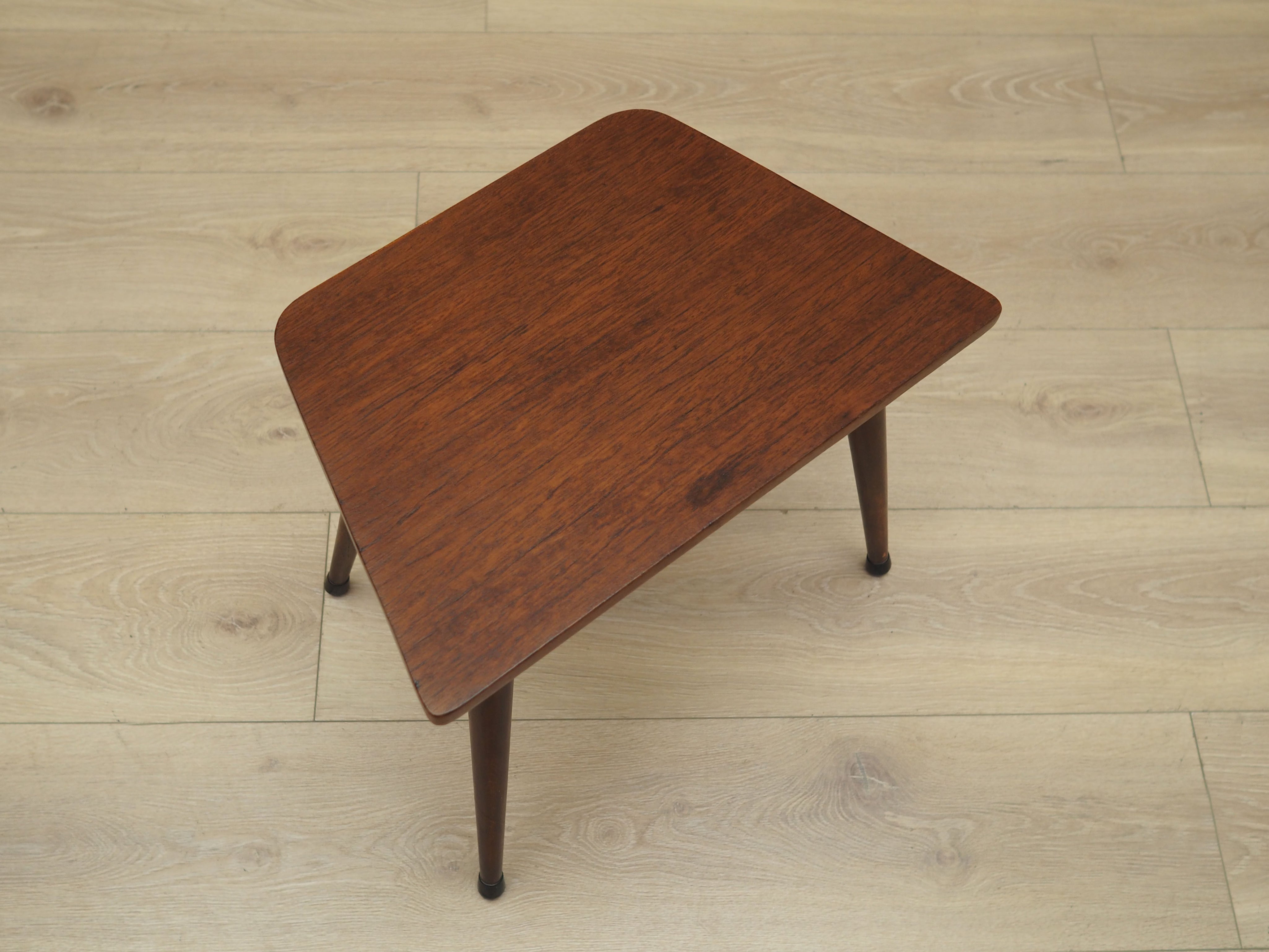 Teak_stool_Danish_design_1970s_production_Denmark