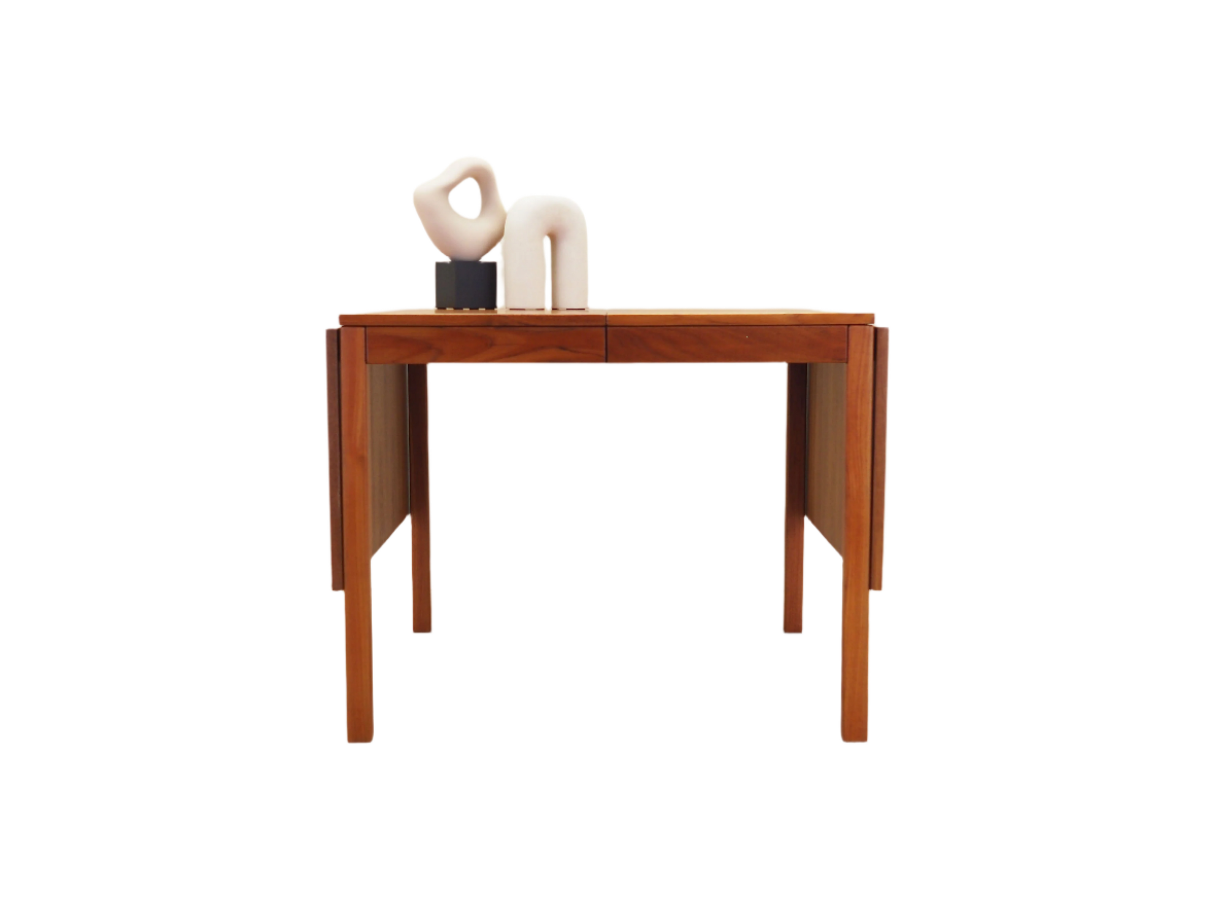 Teak_table_Danish_design_1970s_production_Vejle_Stole_M_belfabrik