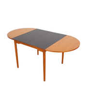 Teak_table_Danish_design_from_1970s_production_Denmark