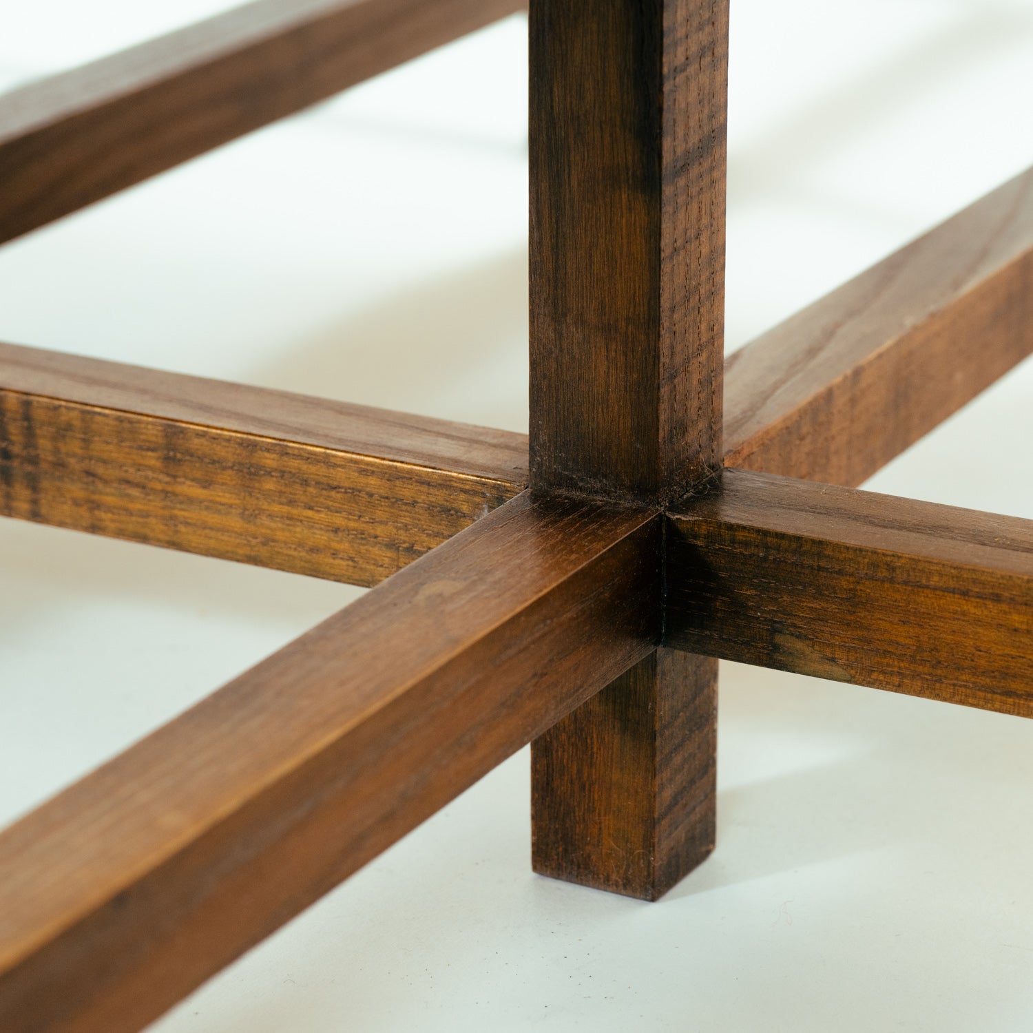 Tete_a_Tete_vis-a-vis_Conversation_Sofa_inspired_by_Rennie_Mackingtosh_The_Netherlands_1987