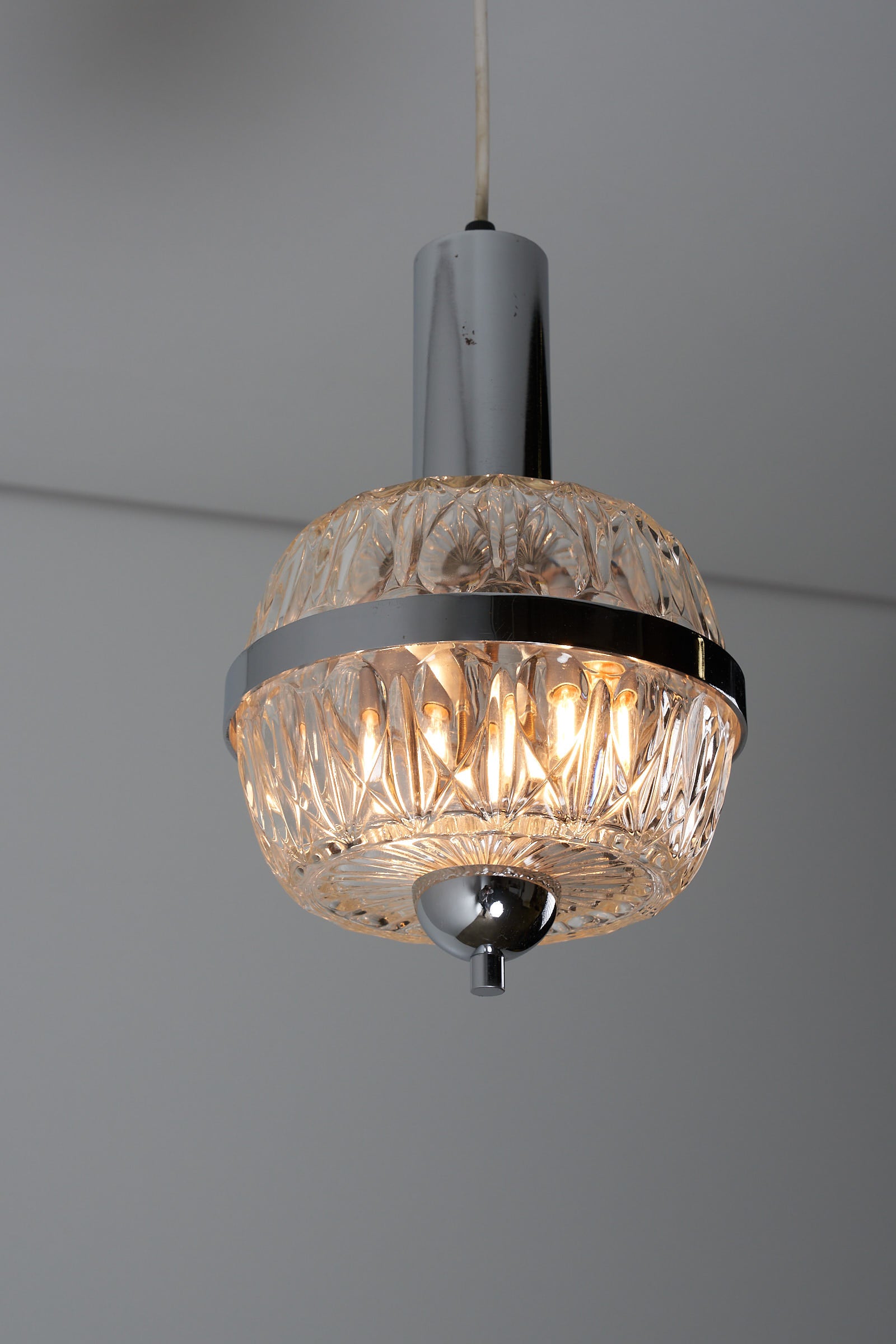 Thick_Glass_Pendant