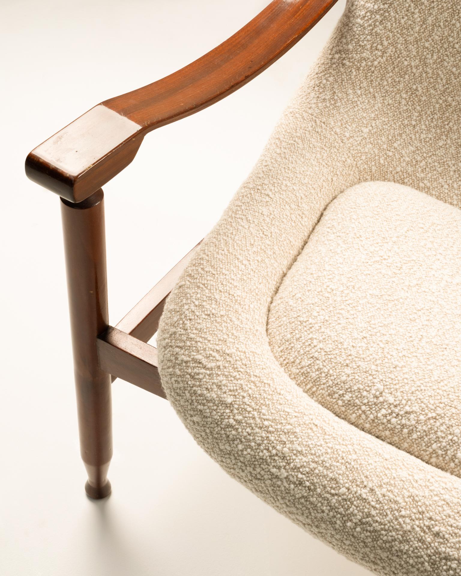 Tiki_armchairs_by_Busnelli_from_Italy_60s