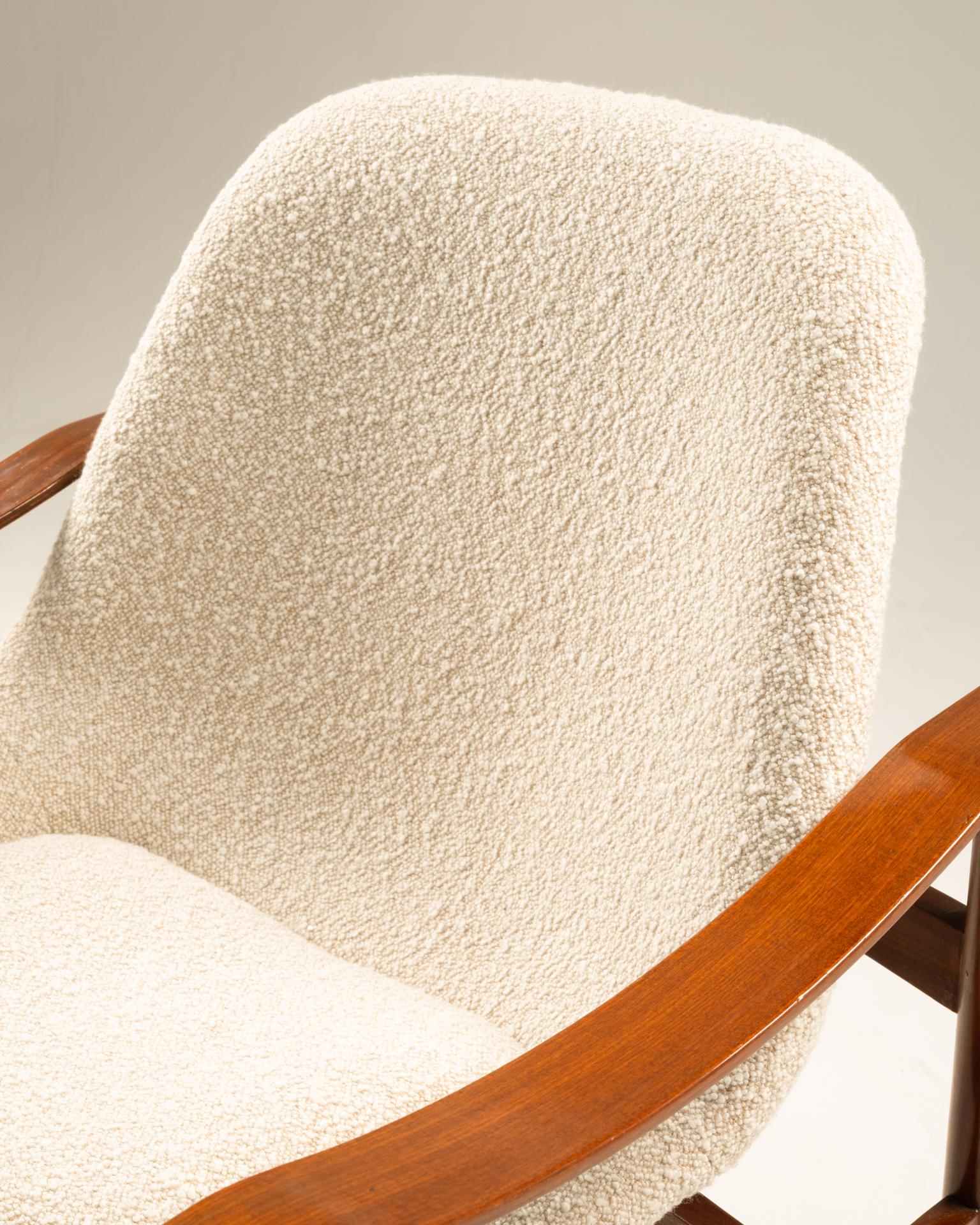 Tiki_armchairs_by_Busnelli_from_Italy_60s
