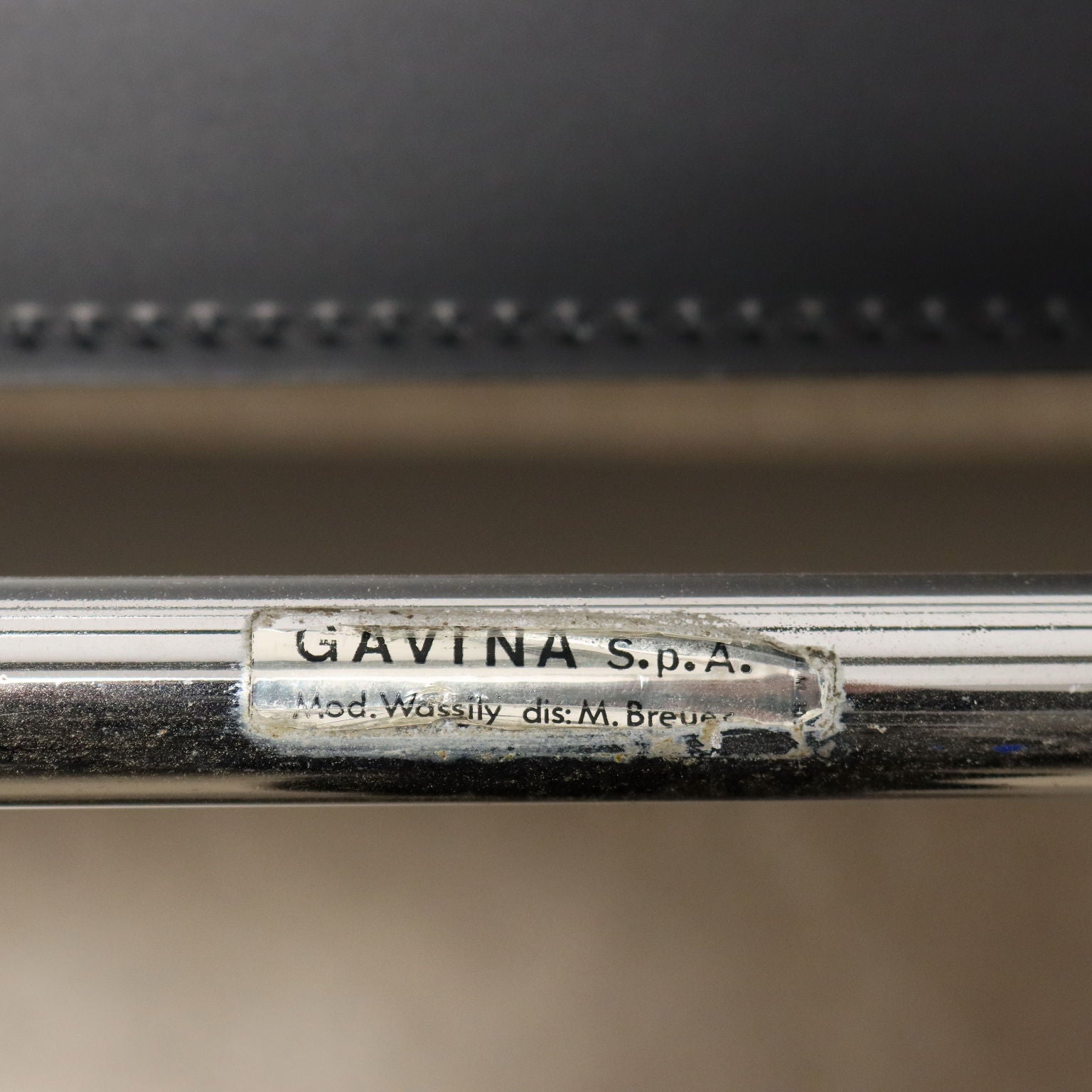 Vintage_1970s_Armchair_Gavina_Wassily_Design_Marcel_Breuer_Leather