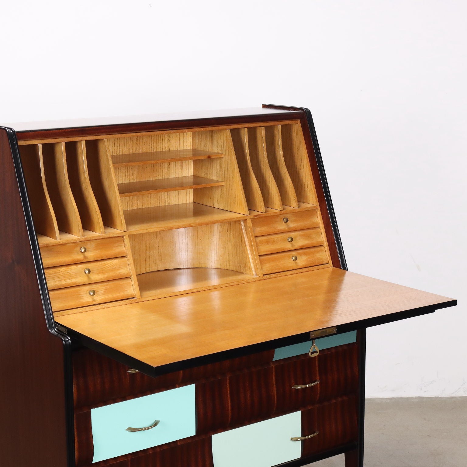 Vintage_Cabinet_Prisma_Collection_Laminate_Brass_1950s