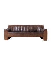 Vintage_Leather_Sofa_De_Sede_Switzerland_Model_DS44_1970s