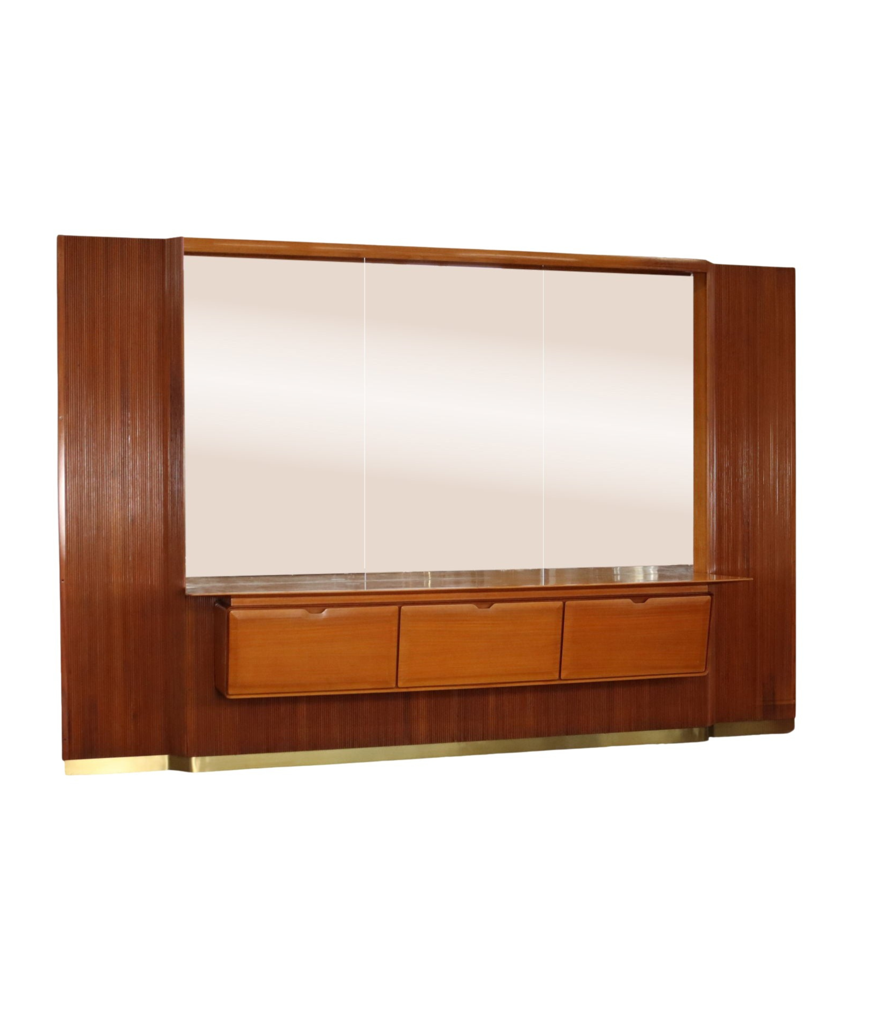 Vintage_Living_Room_Cabinet_Wood_Aluminium_1950s
