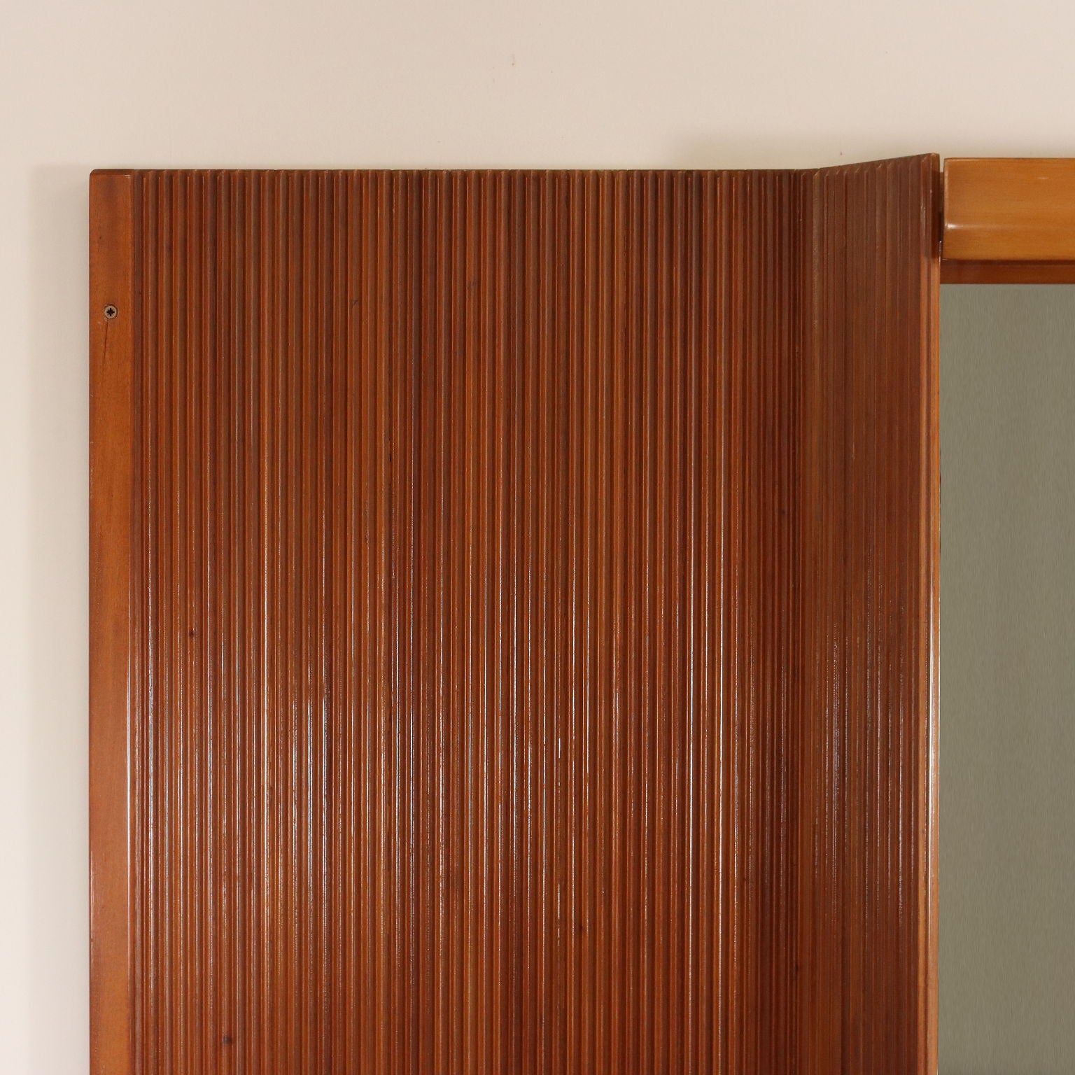 Vintage_Living_Room_Cabinet_Wood_Aluminium_1950s