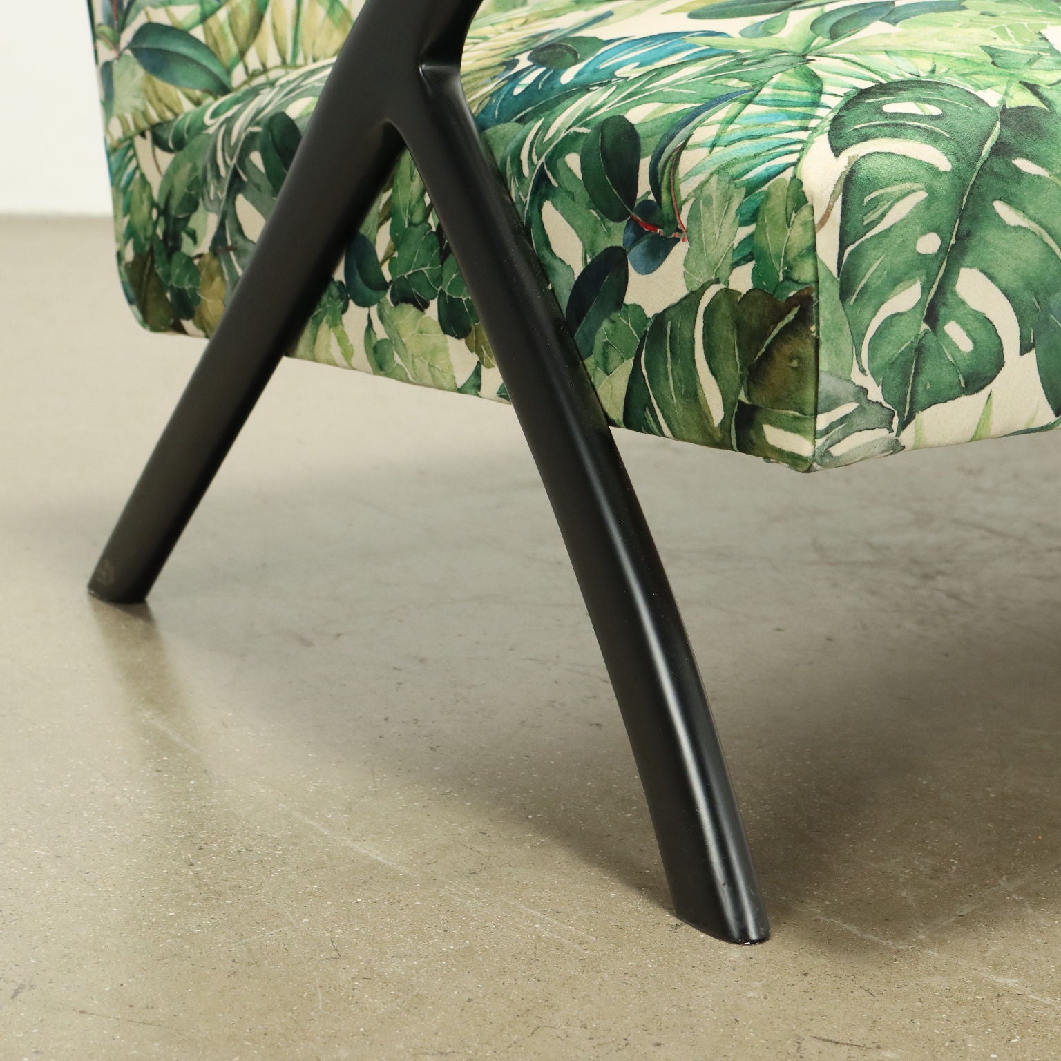 Vintage_Sofa_Jungle_Collection_Velvet_Wood_Italy_1950s