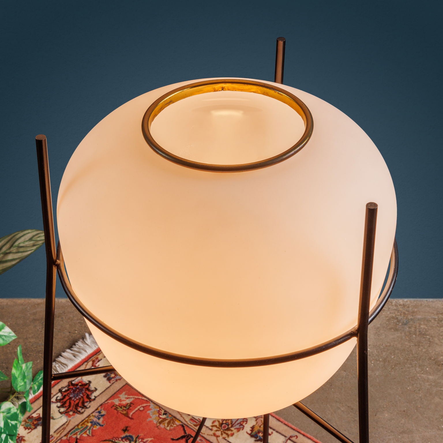 Vintage_Stilnovo_Lamp_Brass_Glass_Italy_1960s