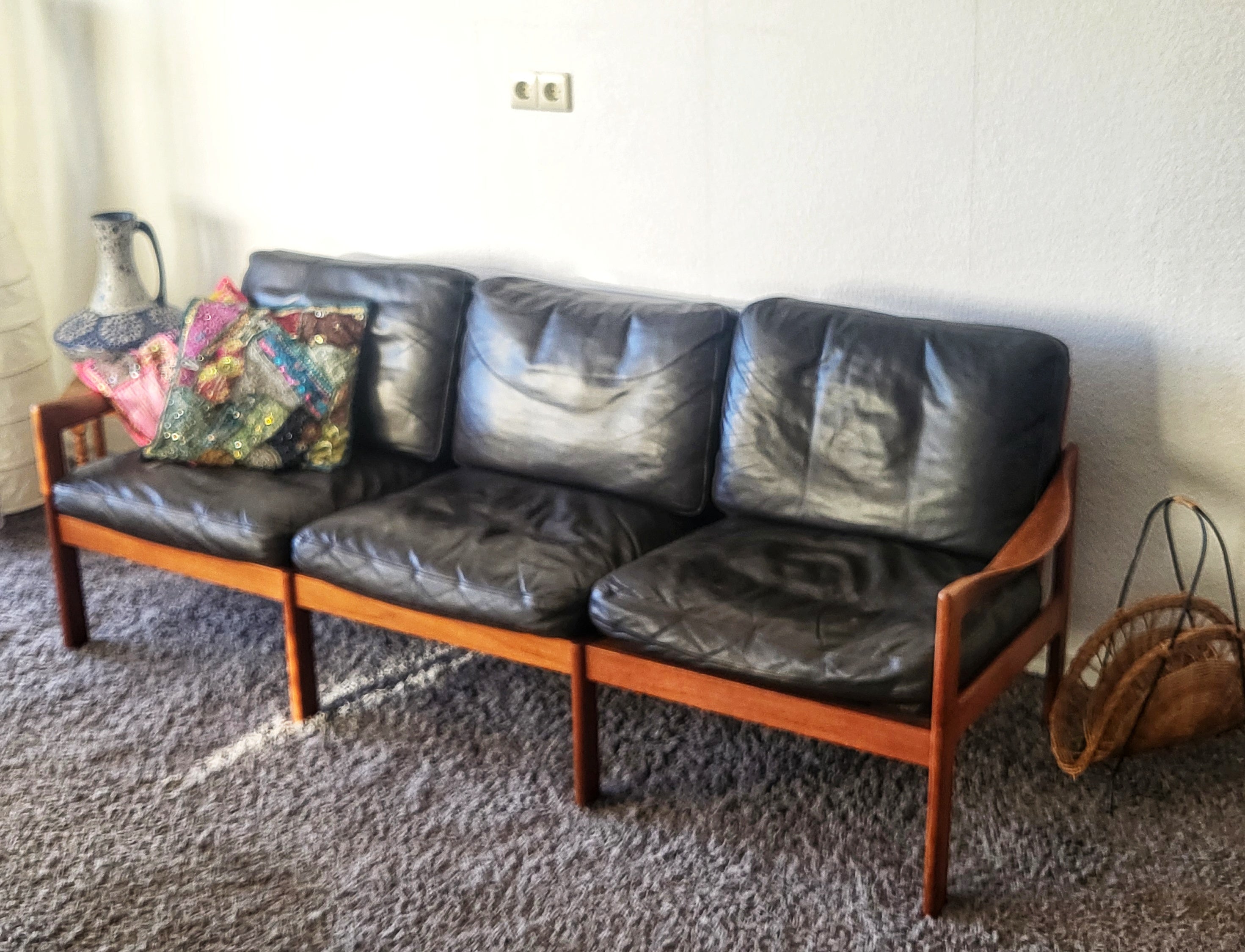 Vintage_Teak_and_leather_sofa_Denmark_1960