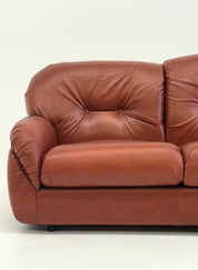 Vintage_design_sofa_from_Poltrona_in_imitation_leather