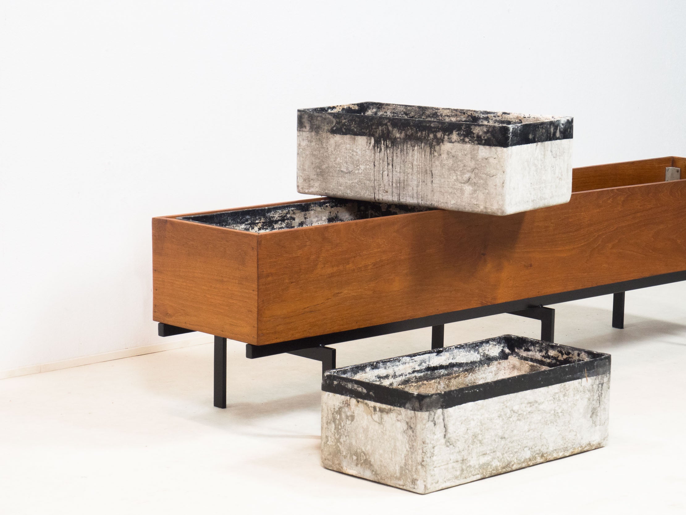 Vintage_huge_solid_teak_planter