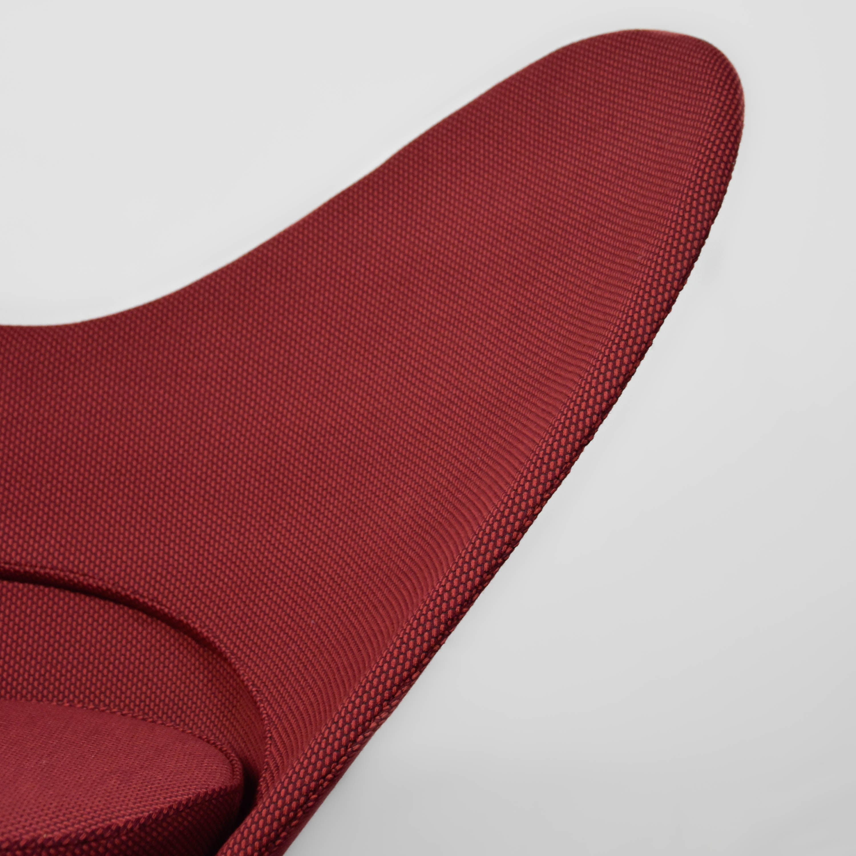 Vitra_Heart_Cone_chair