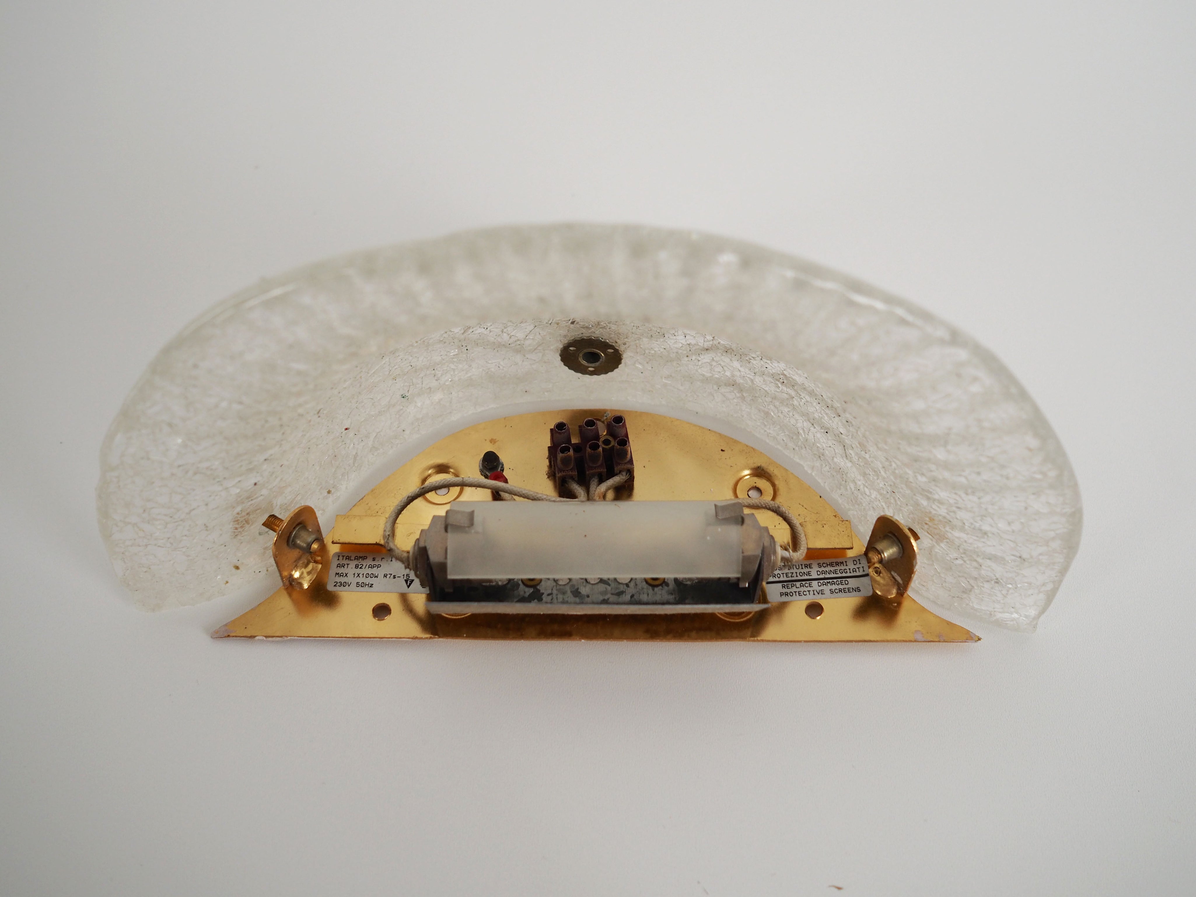 Wall_lamp_in_Murano_glass_Italian_design_1970s