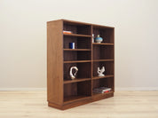 Walnut_bookcase_in_Scandinavian_design