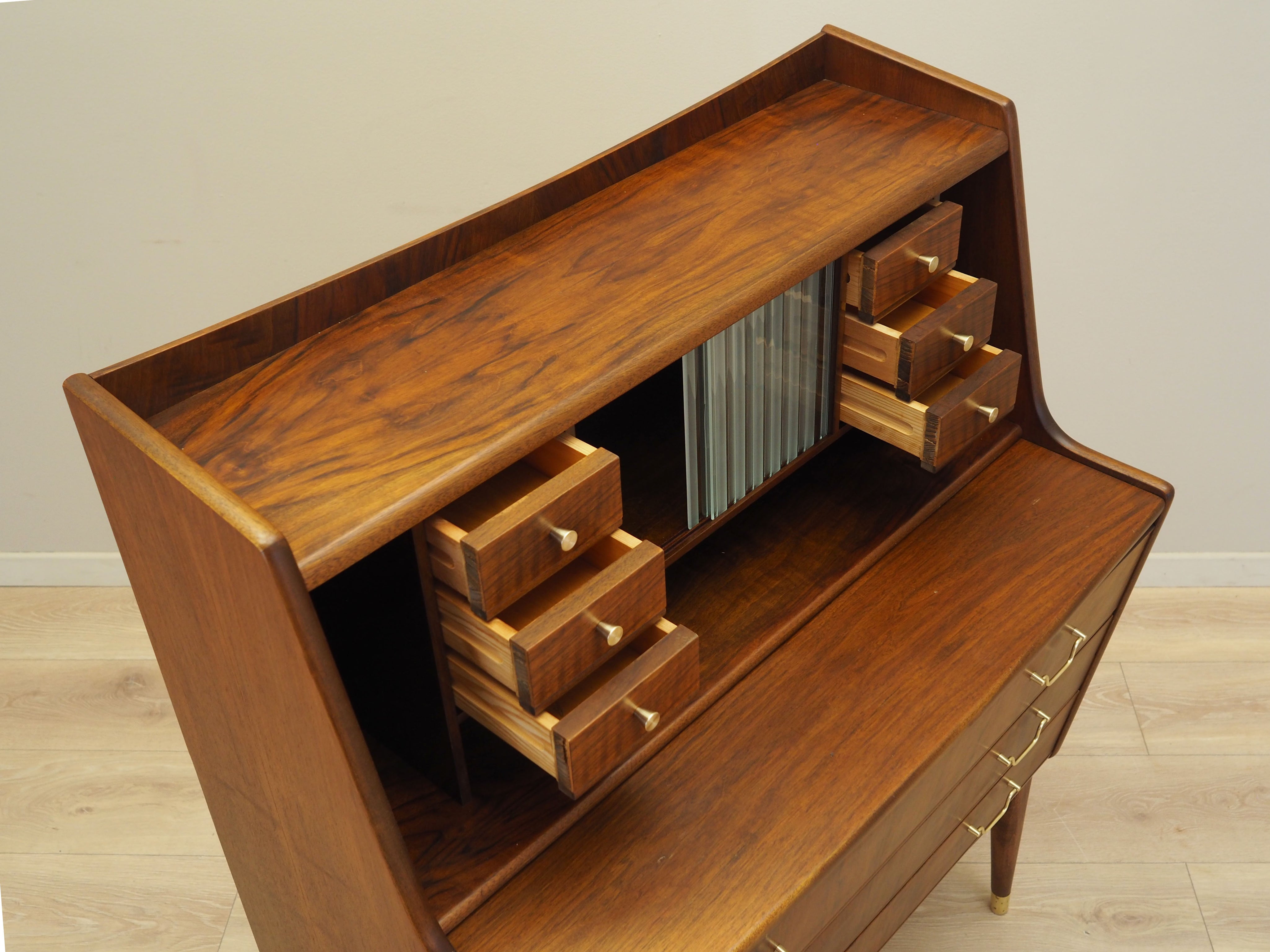 Walnut_secretary_Danish_design_1970s_production_Denmark