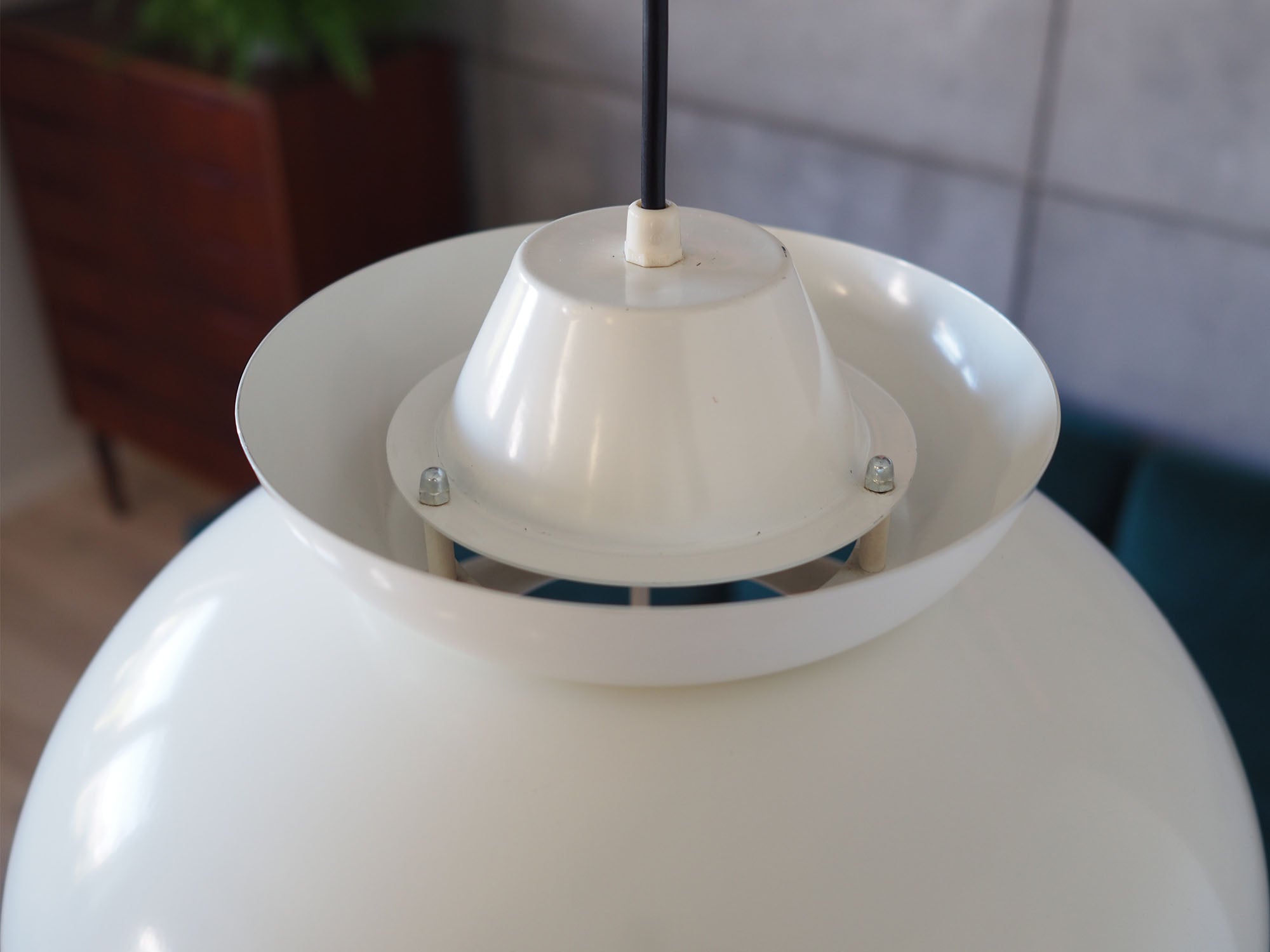 White_Danish_Pendant_Lamp_1970s