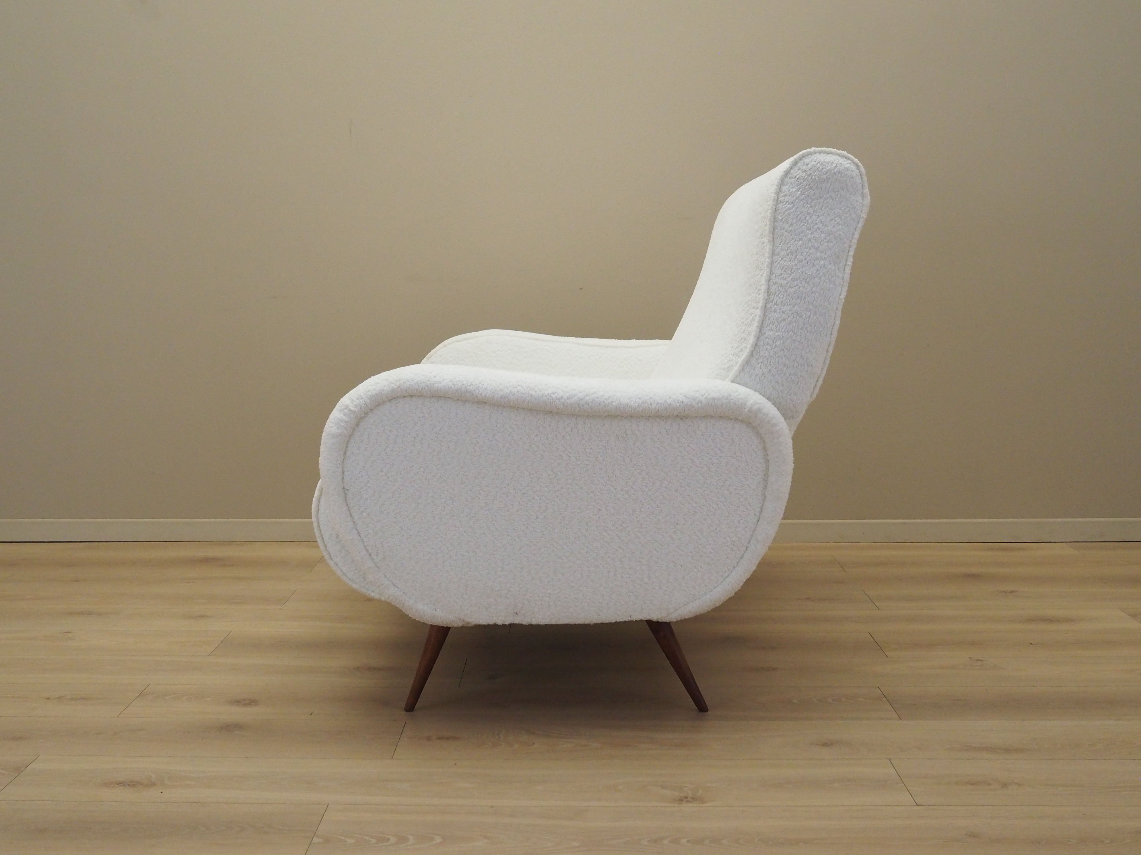 White_sofa_Italian_design_1970s_production_Italy