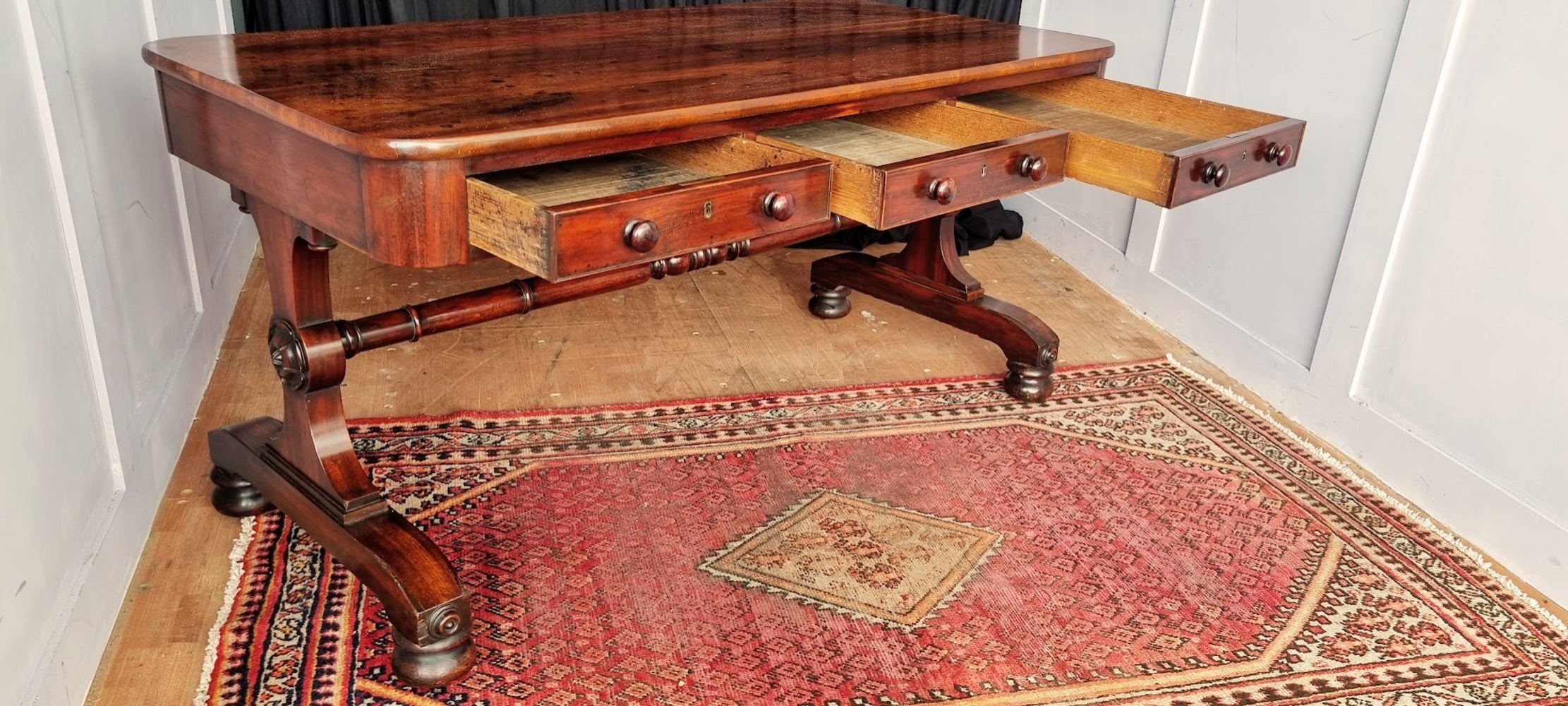William_IV_Padauk_wood_library_table