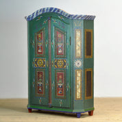 German_bridal_cabinet_from_1852