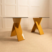lacquer_&_glass_table_-_Italy_1980s