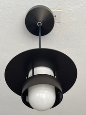Louis_Poulsen_pendant_lamp,_1990s
