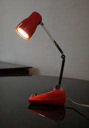 MG_Table_Lamp_made_in_Hong_Kong,_1970