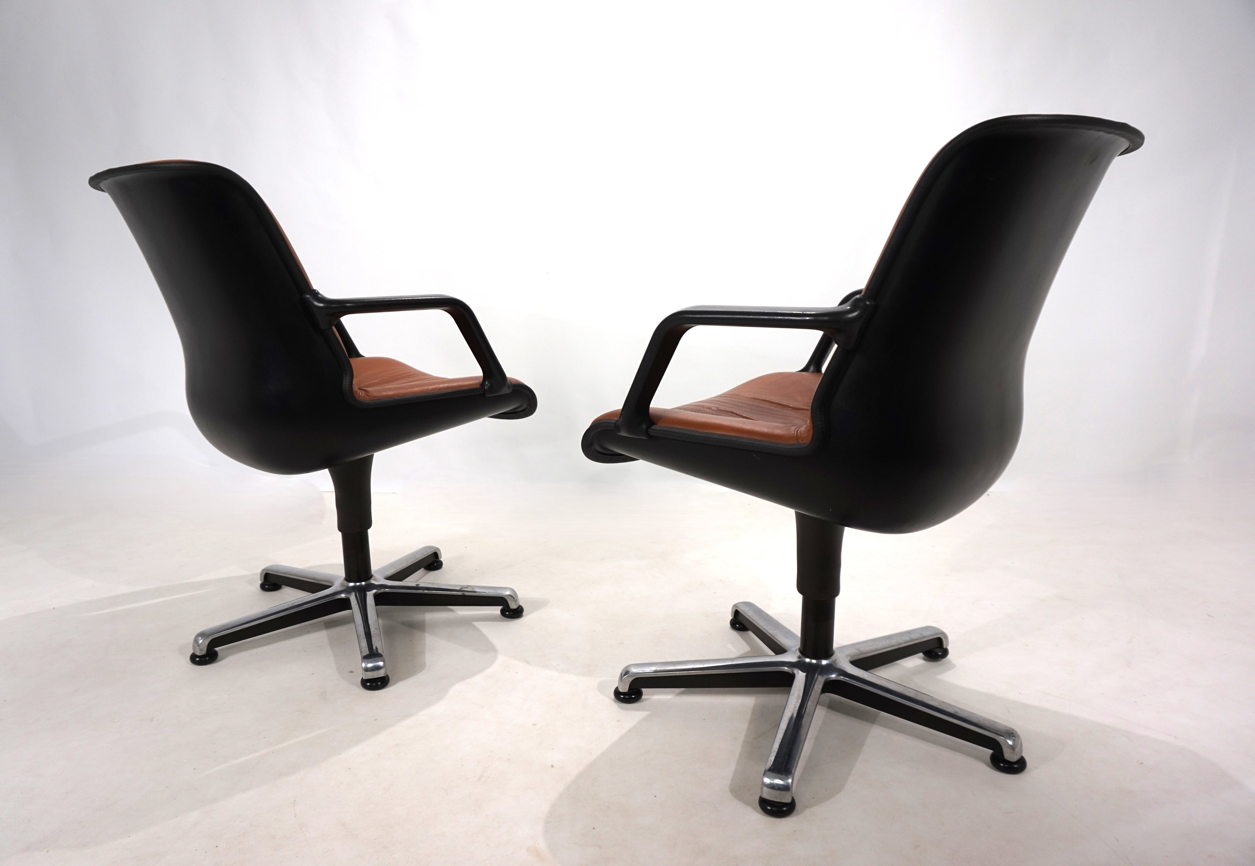 Set_of_2_Fröscher_office_chairs_by_Burkhard_Vogtherr,_1970