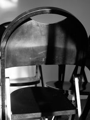 Table_and_4_chairs_set_by_Achille_&_Pier_Giacomo_Castiglioni,_1965.