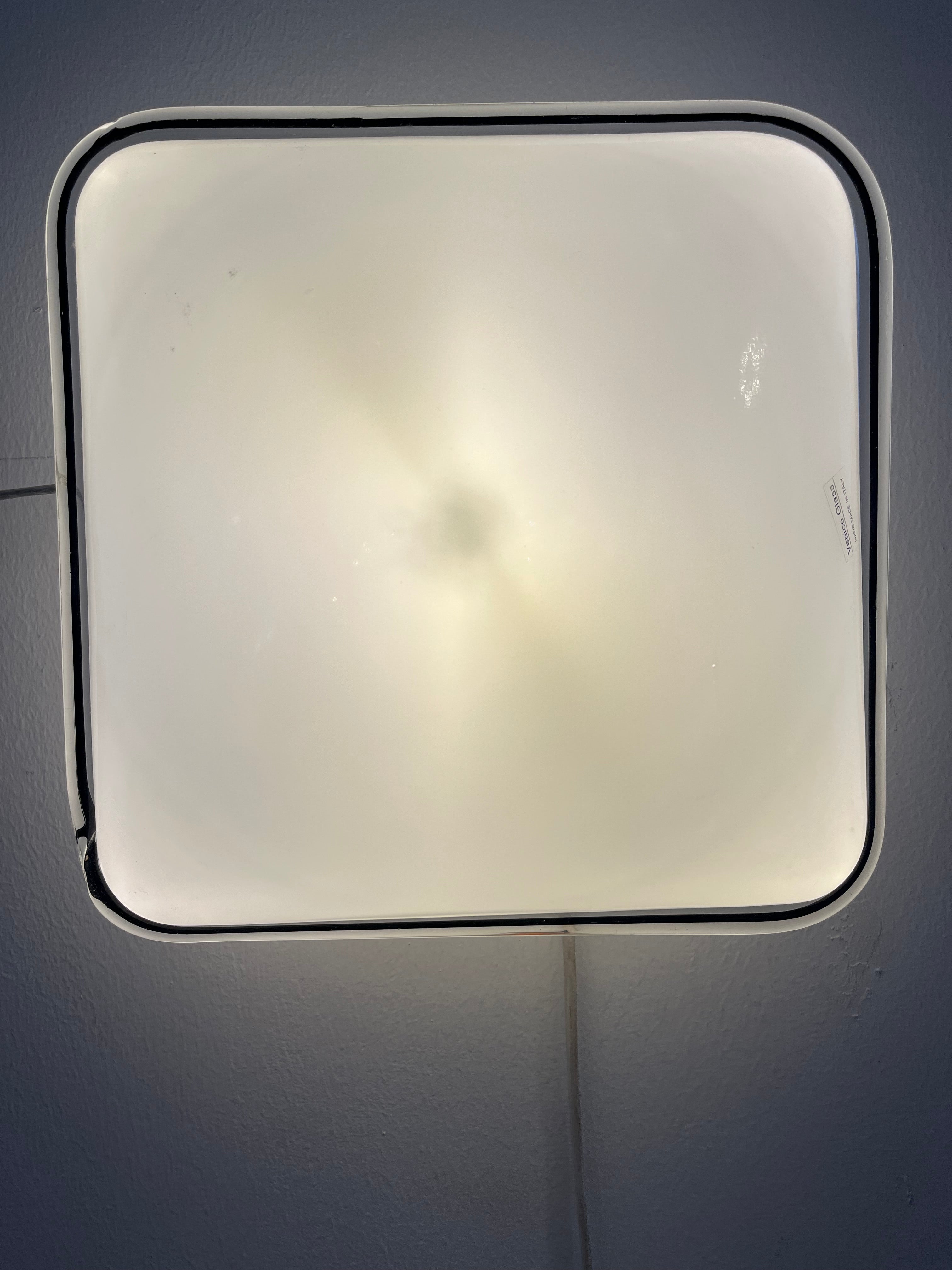 Vintage_Murano_wall_light,_1960s