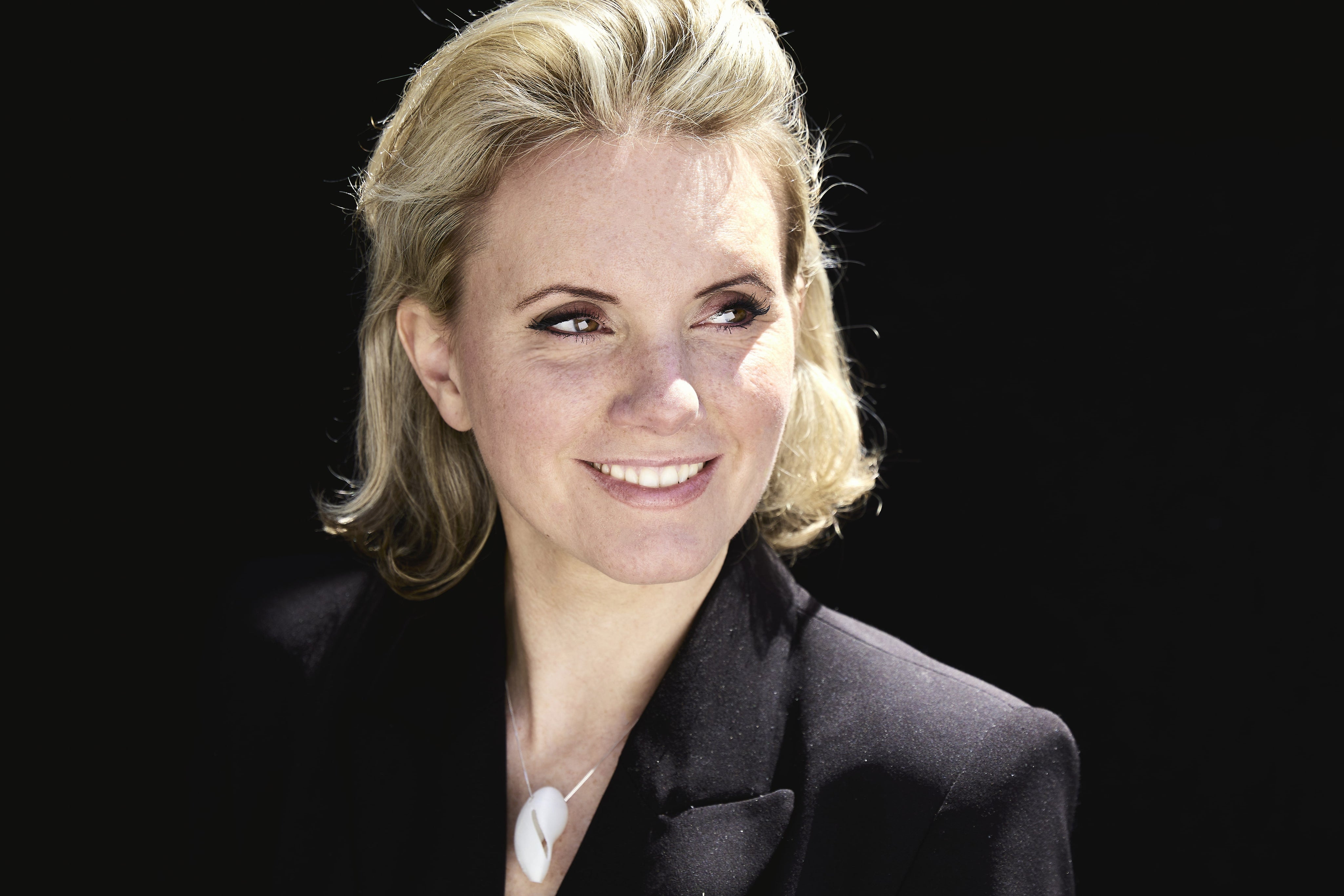Sofia Hagen in black background 