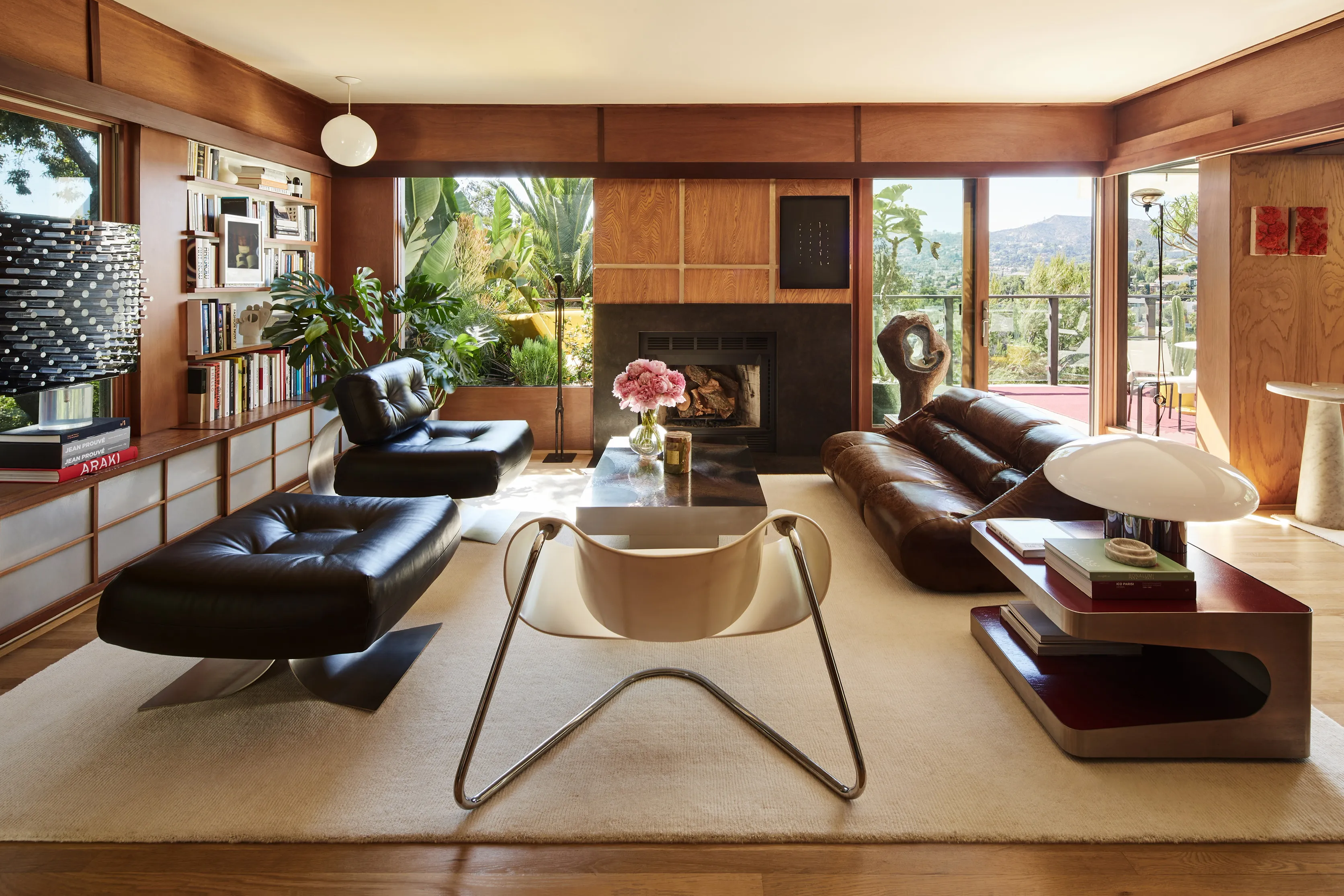 Dark_Living_room_with_Leather_Chairs_and_Coffee_Table
