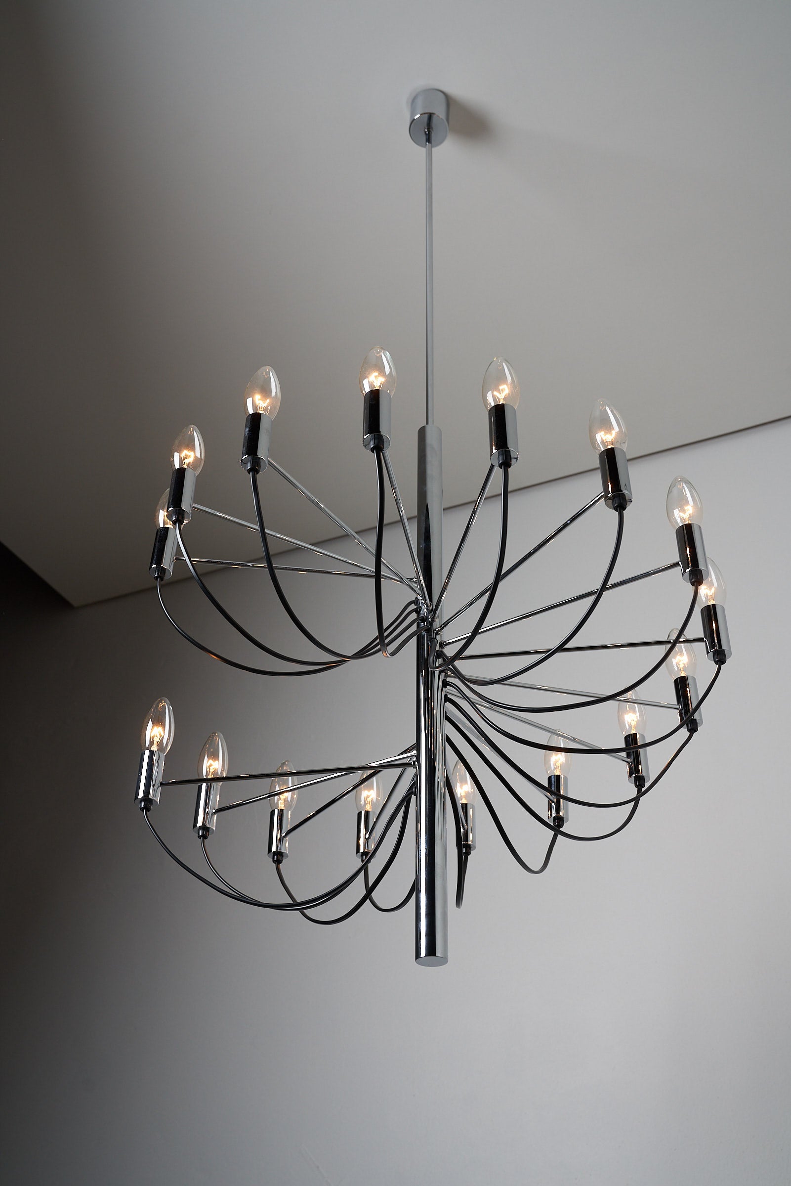 16_Arms_Chandelier_in_Chrome_Sarfatti_Style