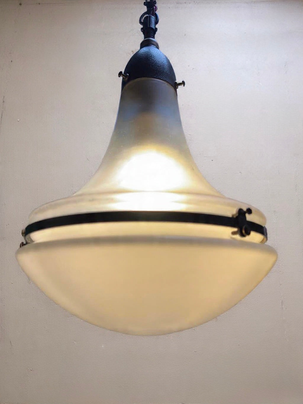 Luzette_Pendant_Lamp_by_Peter_Behrens_for_Siemens-Schuckert,_Germany,_1920s