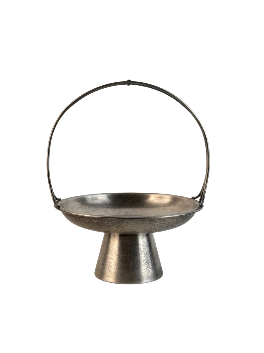 1930s_Silver-Plated_Fruit_Stand_by_Gio_Ponti_for_Arthur_Krupp_Milano,_Hotel_Royal_Riccione