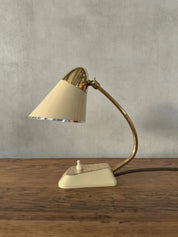 German_Modernist_Table_Lamp_in_Bakelite_and_Brass,_Germany,_1940s
