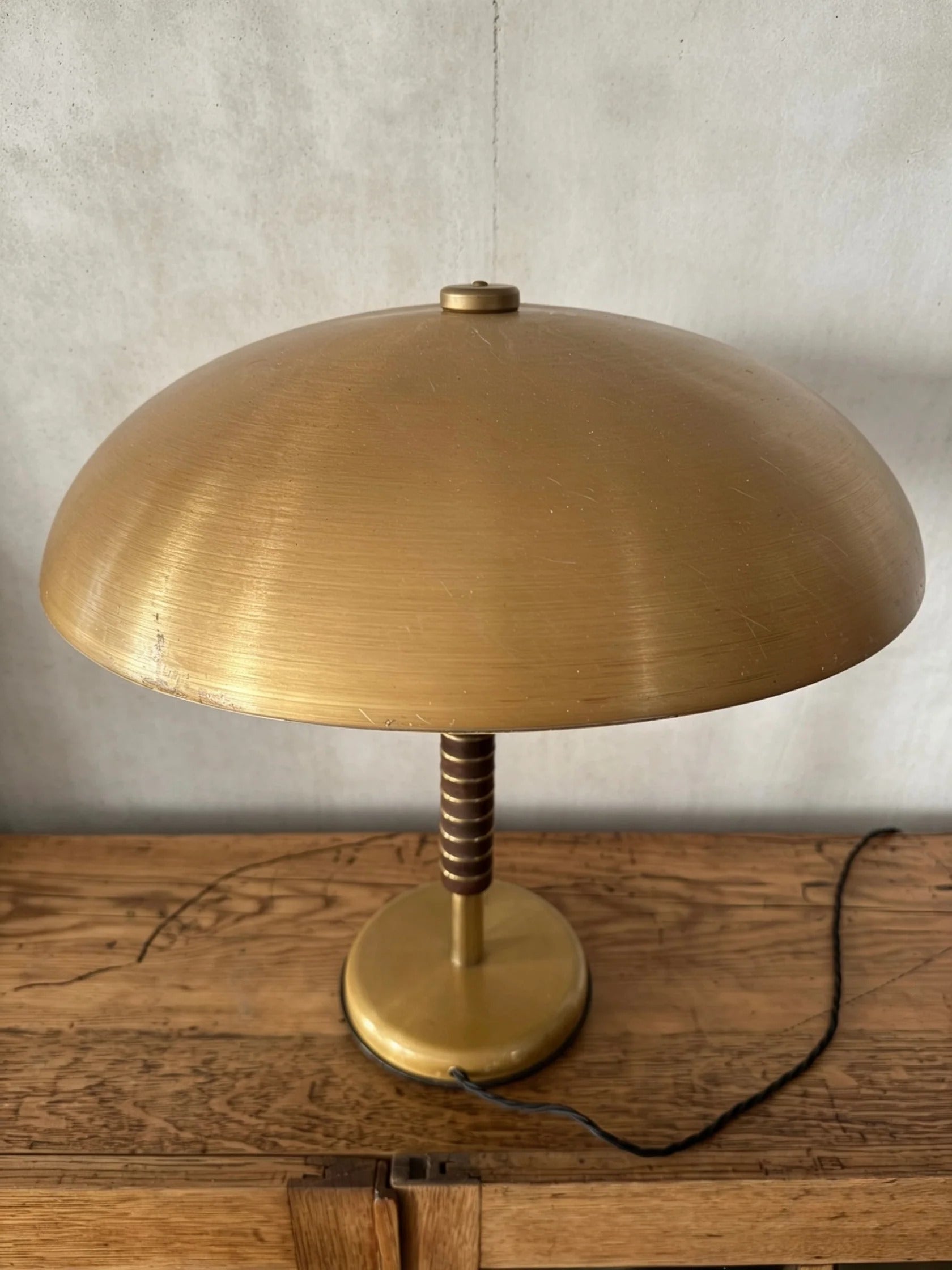 UFO_Table_Lamp_by_SBF_Sächsische_Bronzewarenfabrik,_Germany,_1940s