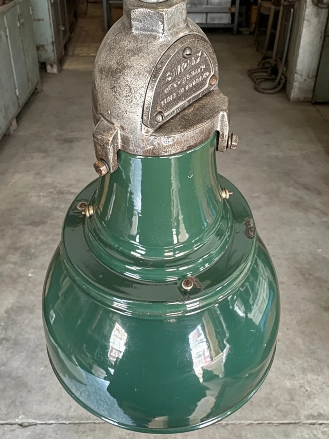 Simplex_Industrial_Factory_Pendant_Light_in_Racing_Green_Enamel,_Britain,_1940s