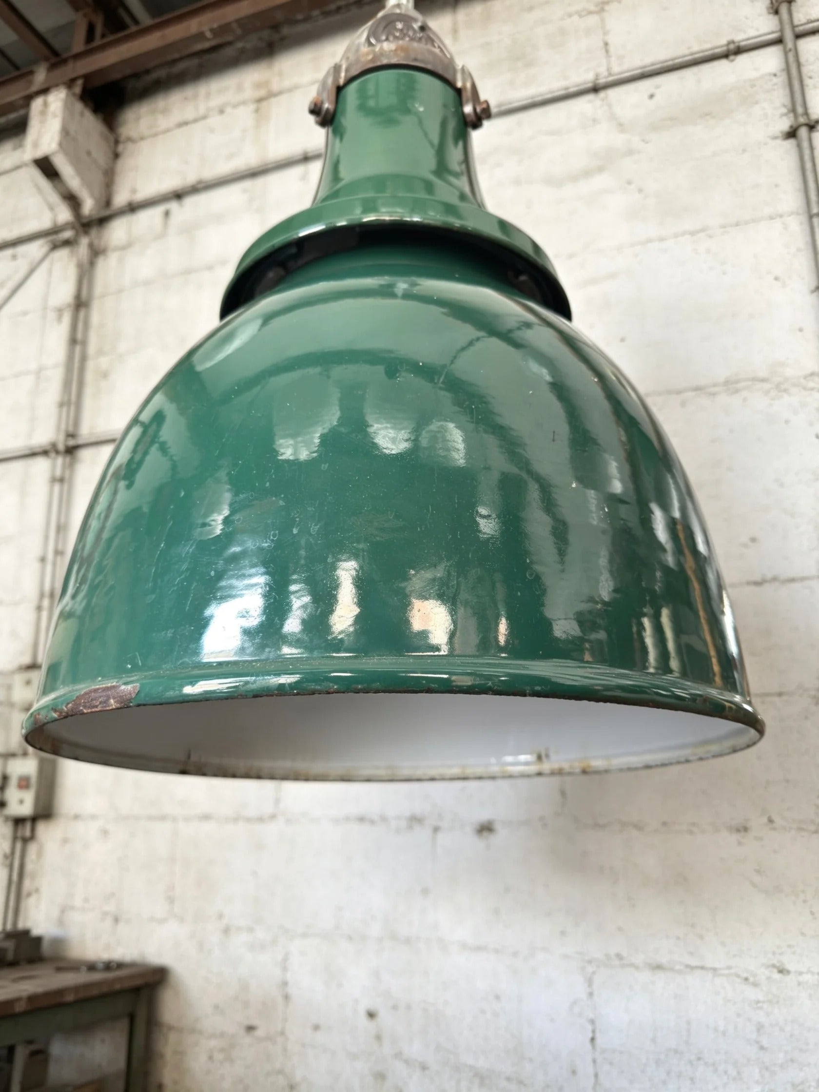 Simplex_Industrial_Factory_Pendant_Light_in_Racing_Green_Enamel,_Britain,_1940s
