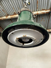 Simplex_Industrial_Factory_Pendant_Light_in_Racing_Green_Enamel,_Britain,_1940s